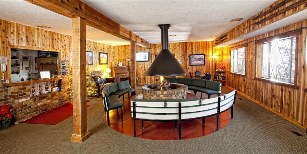 Chateau Apres Lodge Park City Interior photo